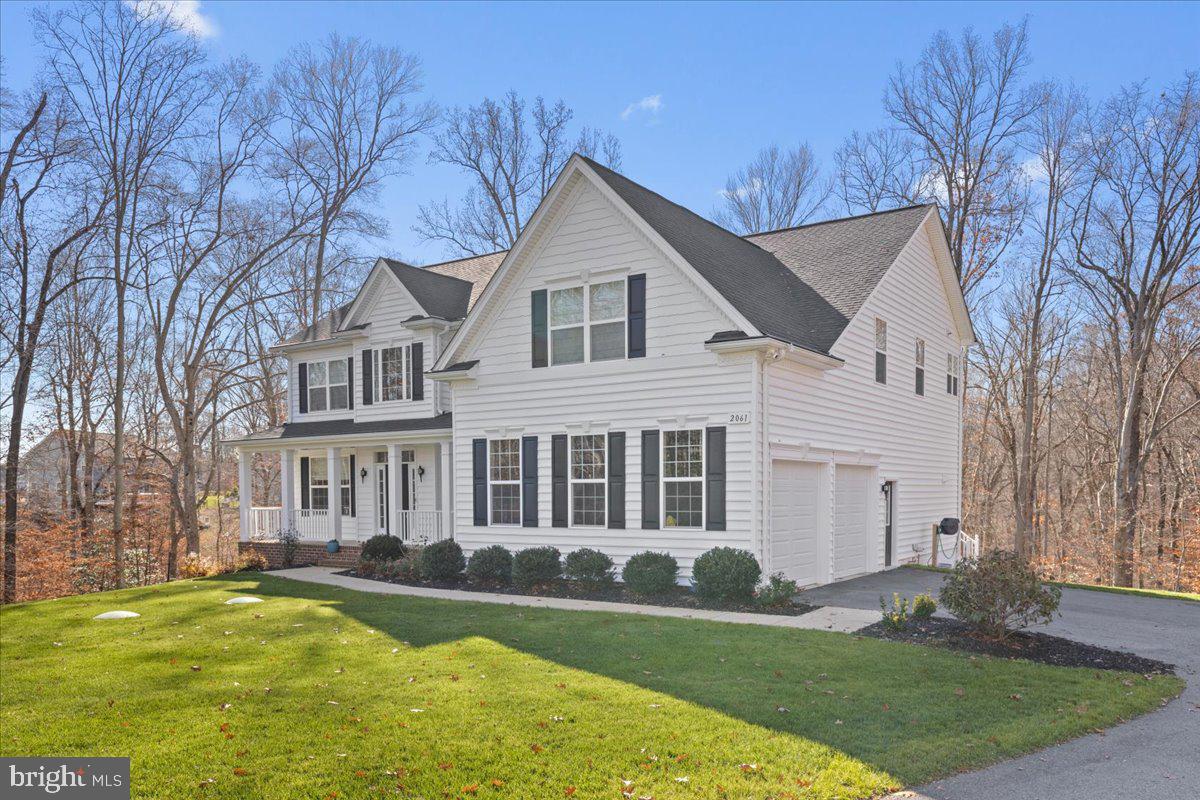 OAKLAND HALL - Residential Lease