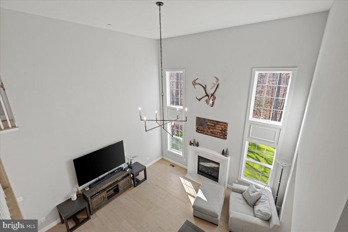 OAKLAND HALL - Residential Lease