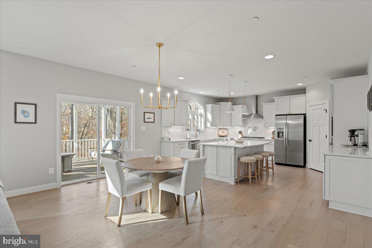 OAKLAND HALL - Residential Lease