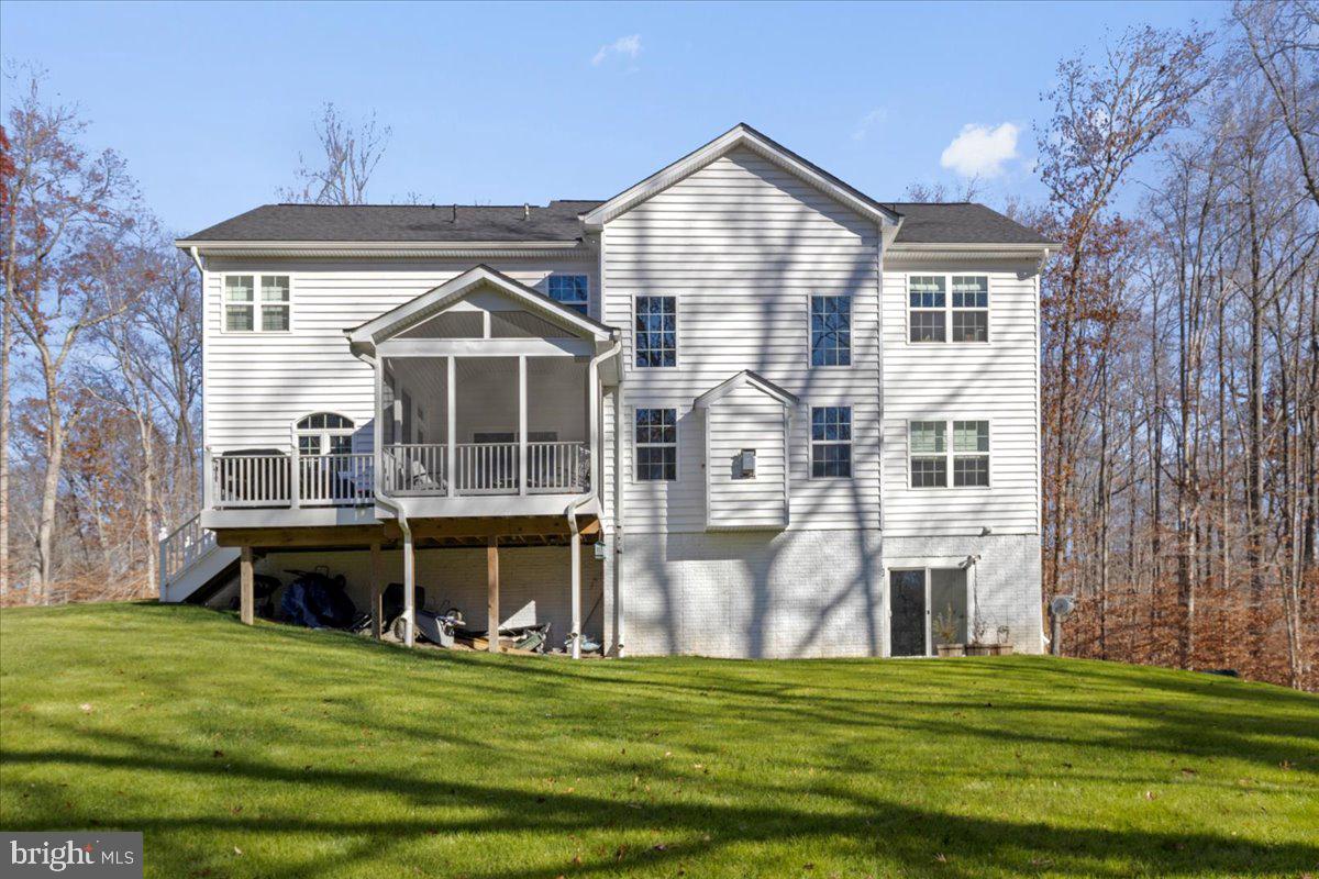 OAKLAND HALL - Residential Lease