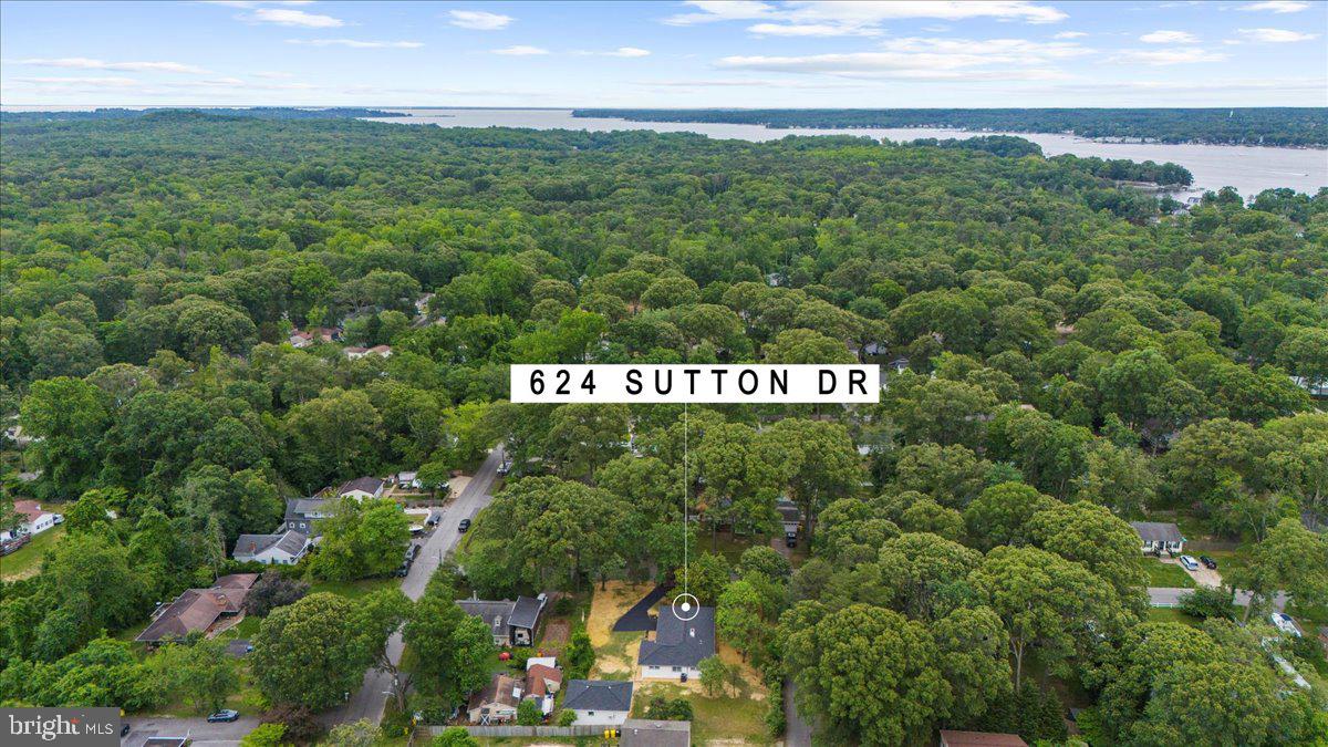 LAUREL ACRES - Residential