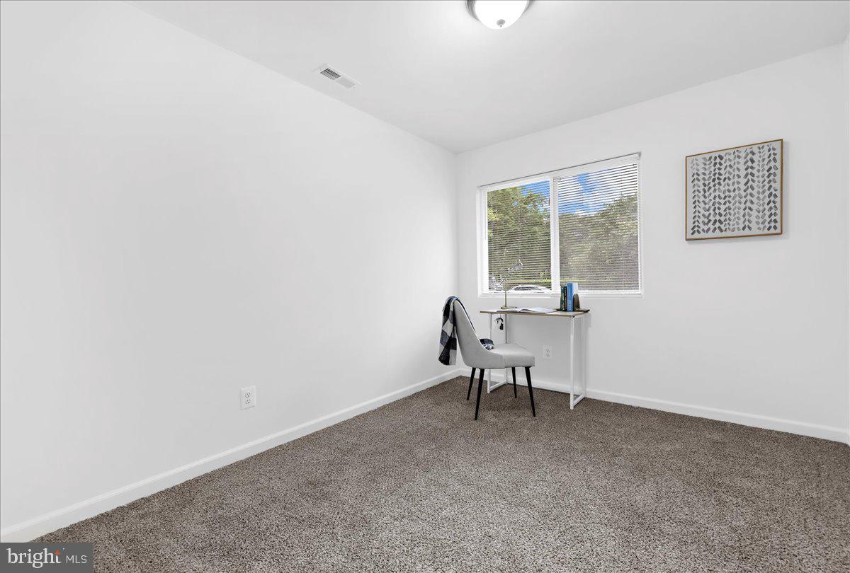 LAUREL ACRES - Residential