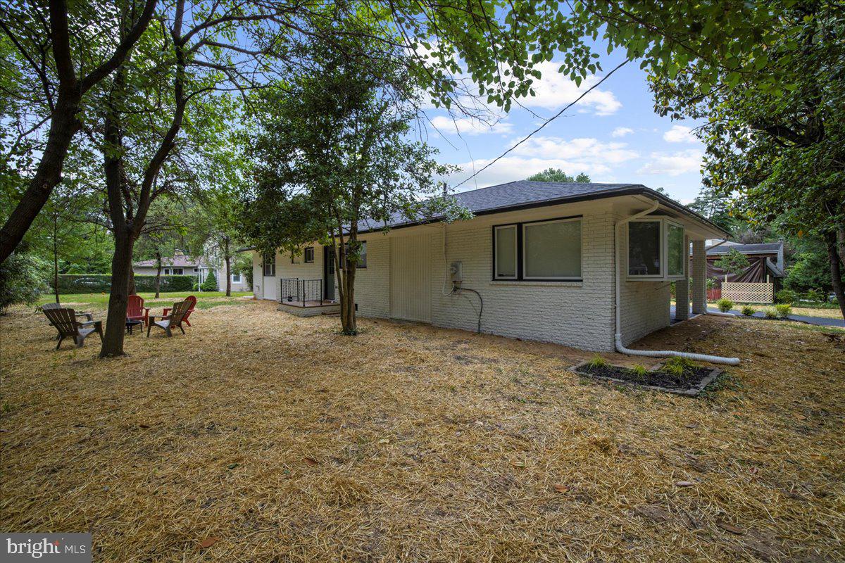 LAUREL ACRES - Residential