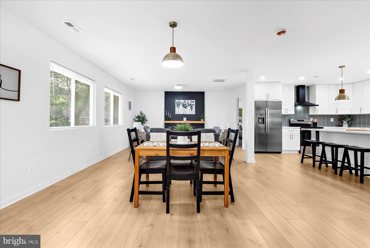 LAUREL ACRES - Residential