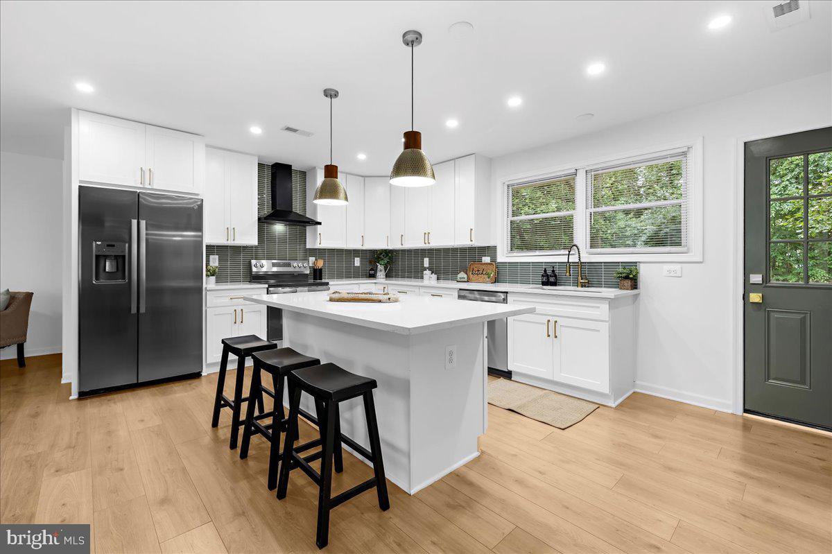 LAUREL ACRES - Residential