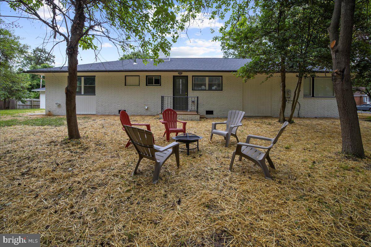 LAUREL ACRES - Residential