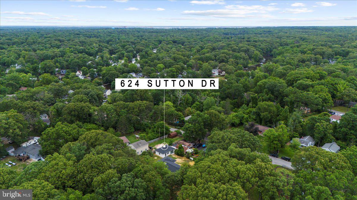 LAUREL ACRES - Residential