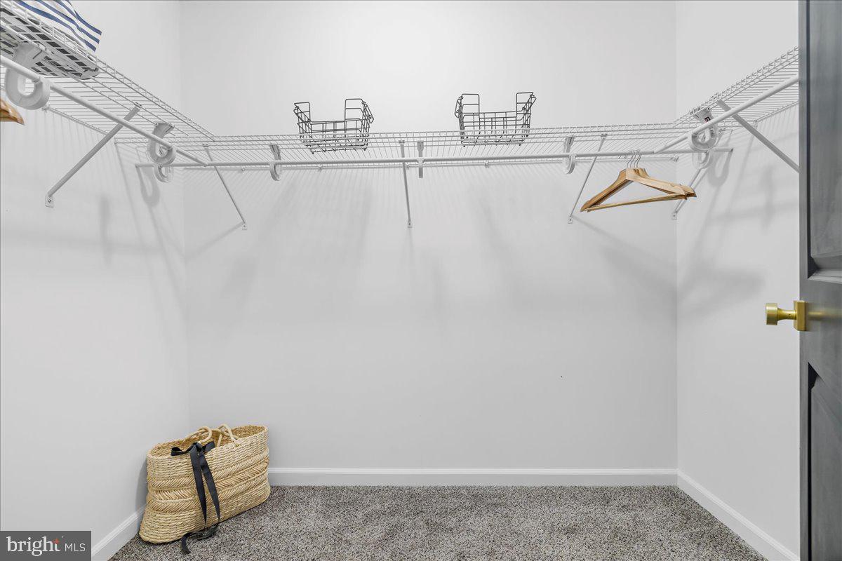 LAUREL ACRES - Residential