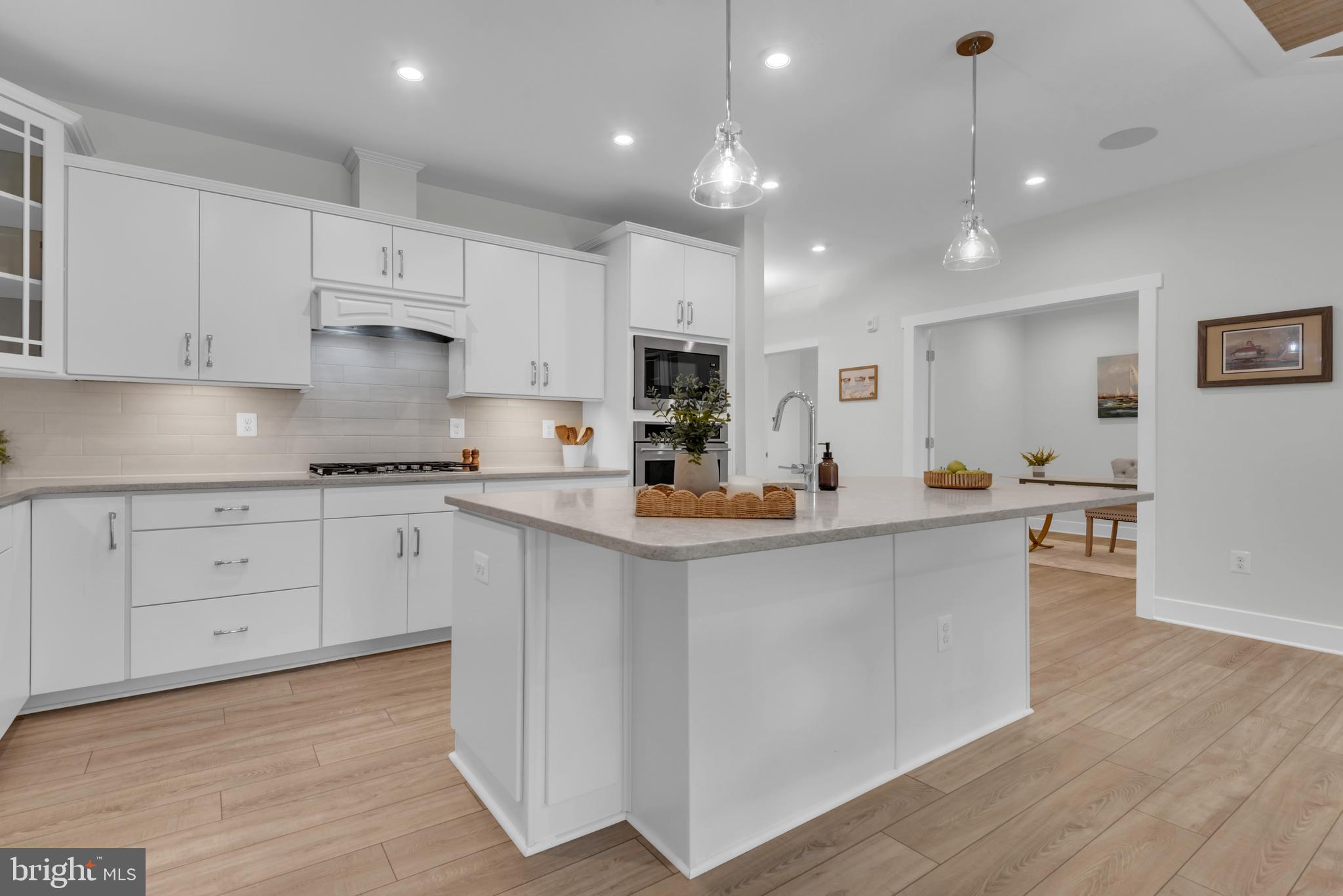 1000 HERONS NEST WAY 23
