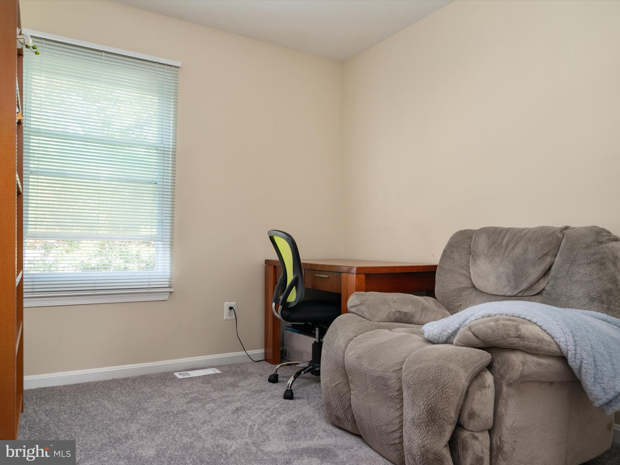 LONDON WOODS - Residential