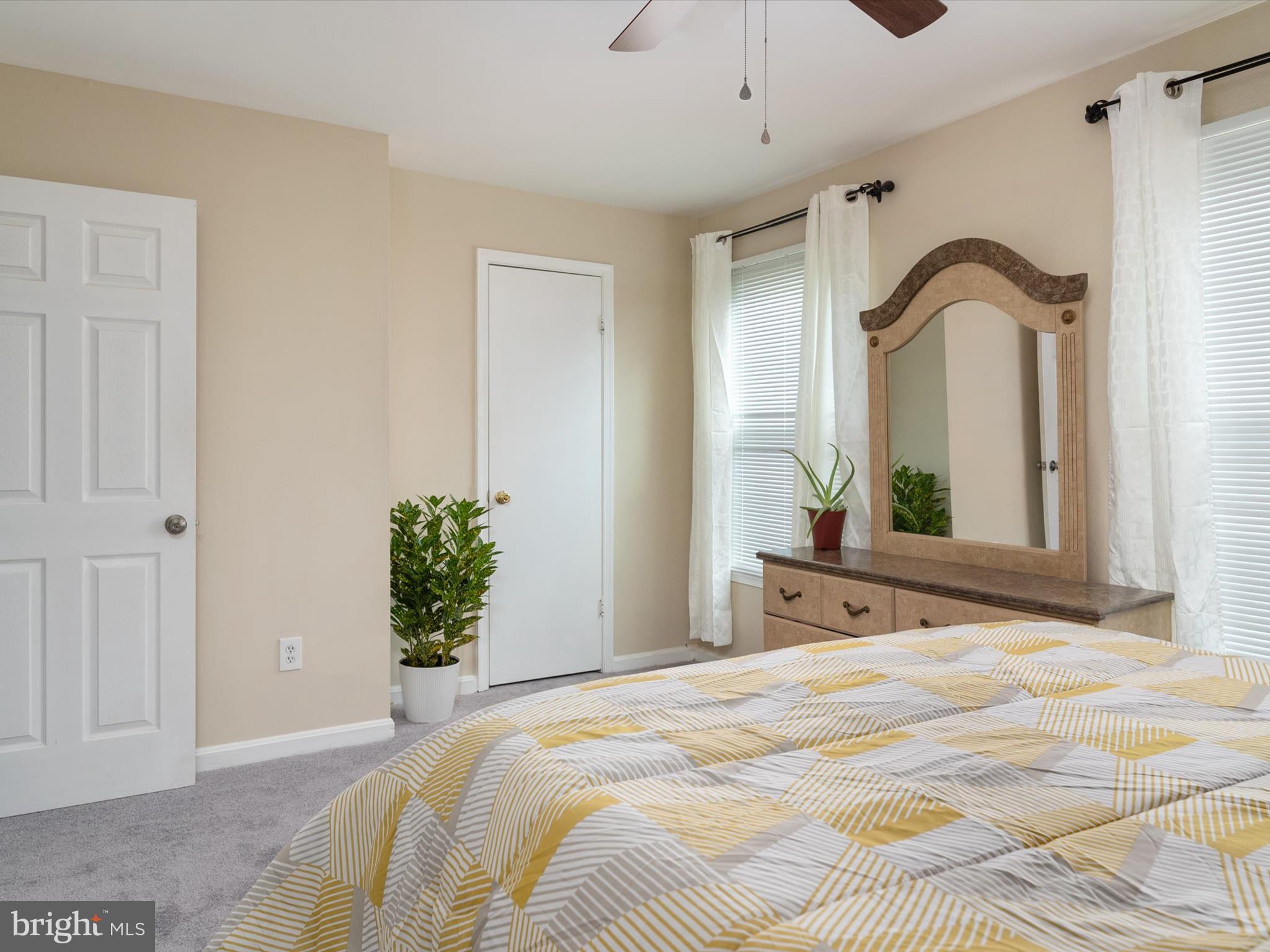 LONDON WOODS - Residential