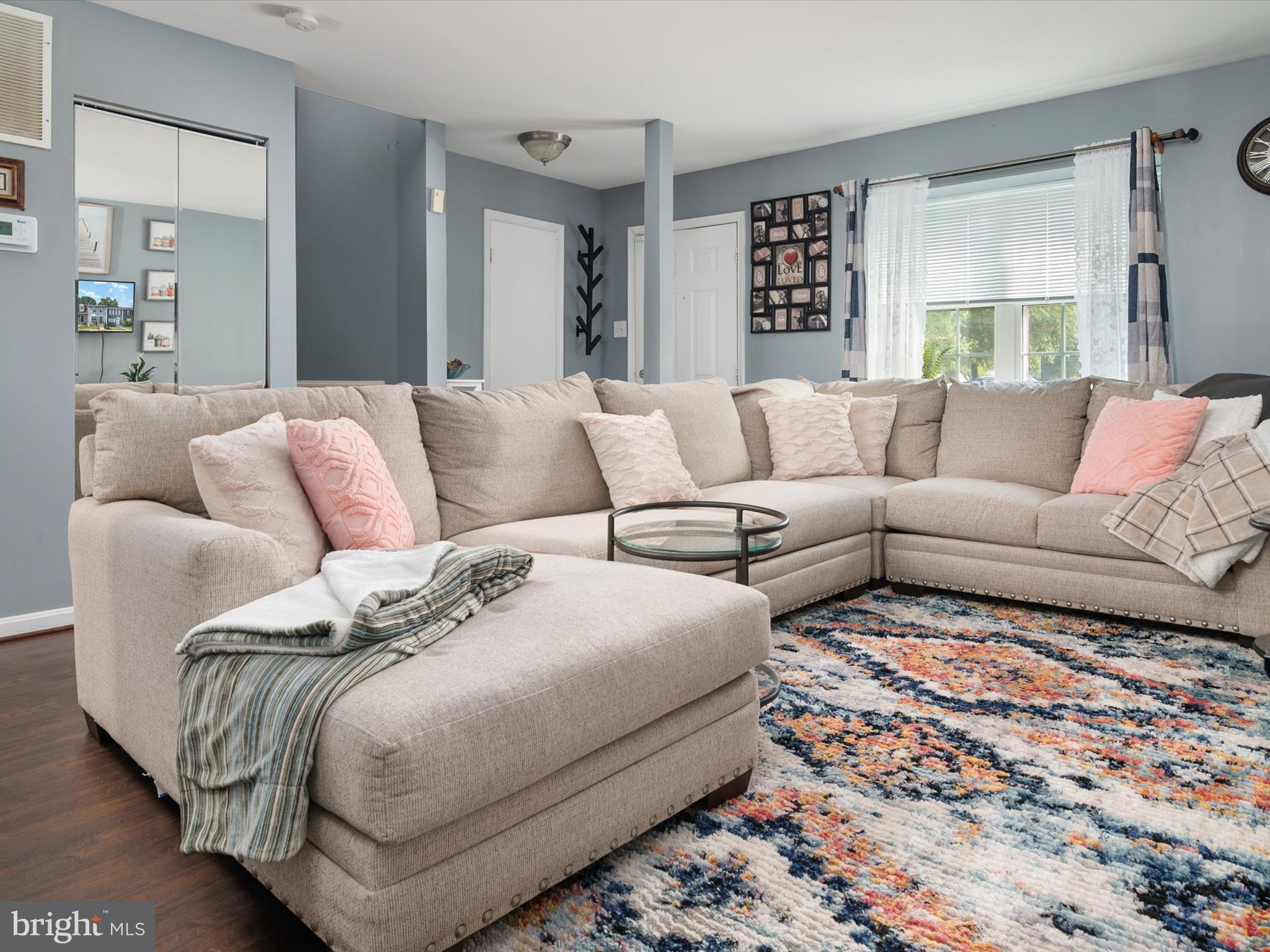 LONDON WOODS - Residential