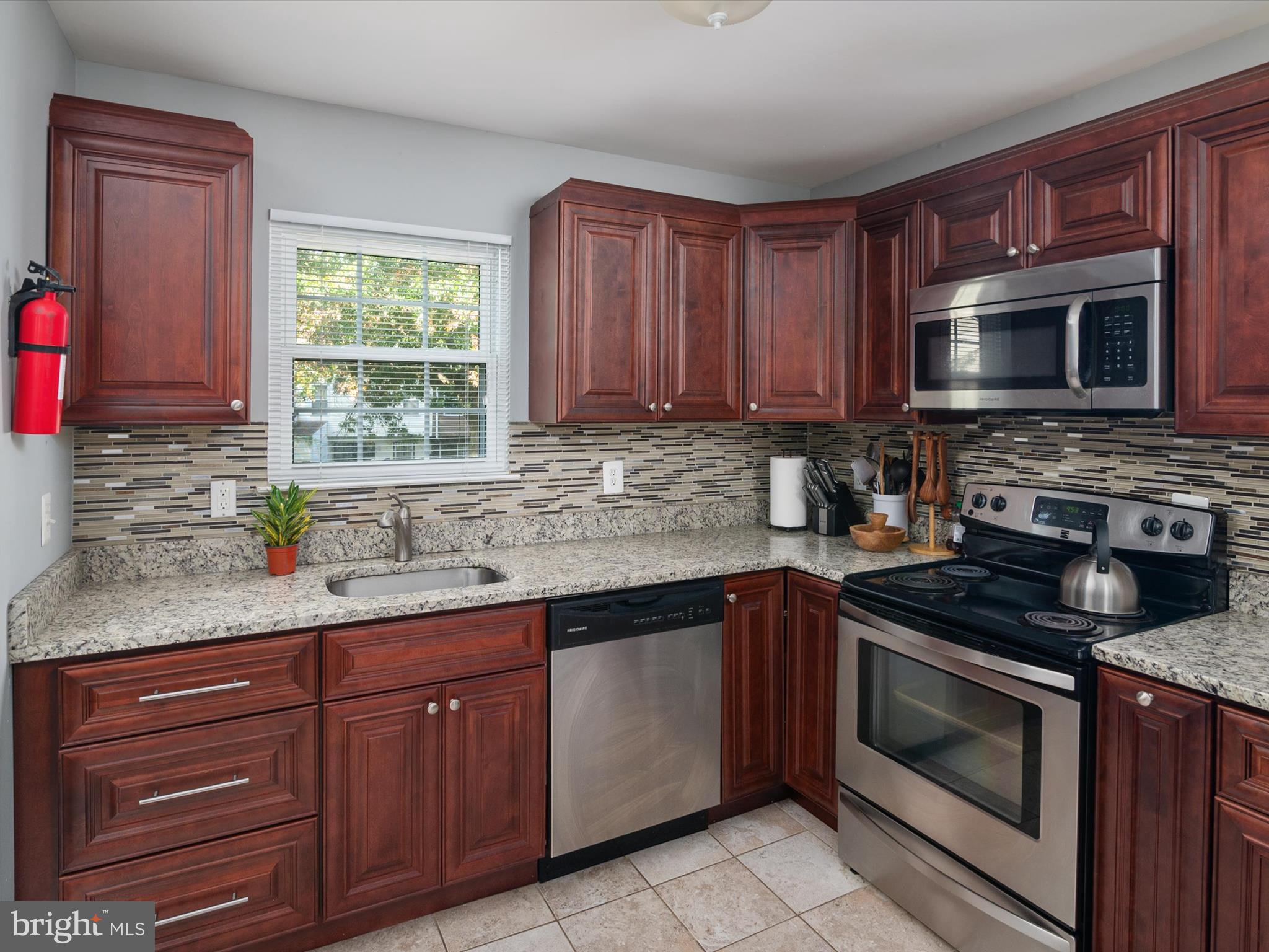 LONDON WOODS - Residential