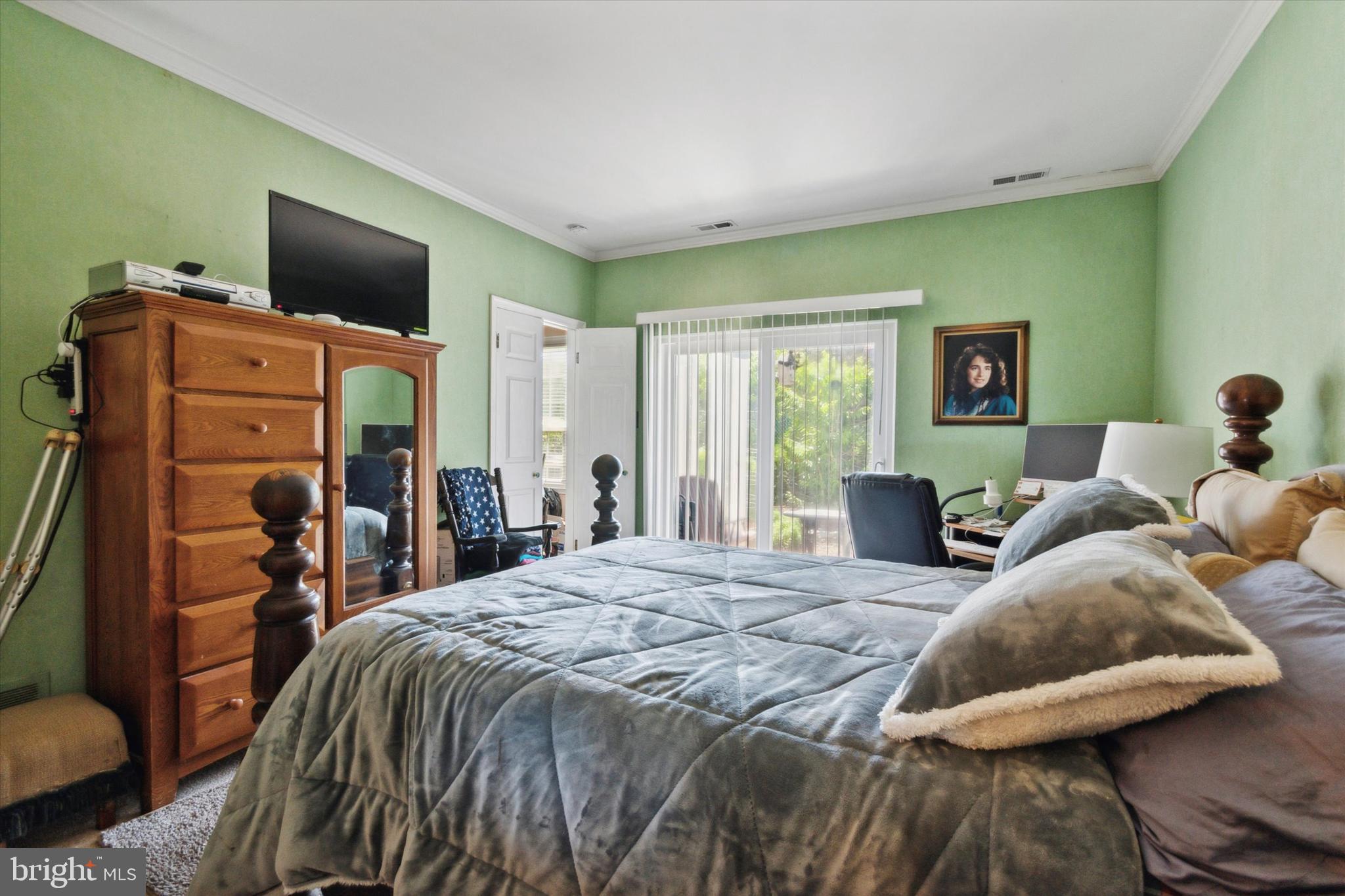 CORNERSTONE - Residential