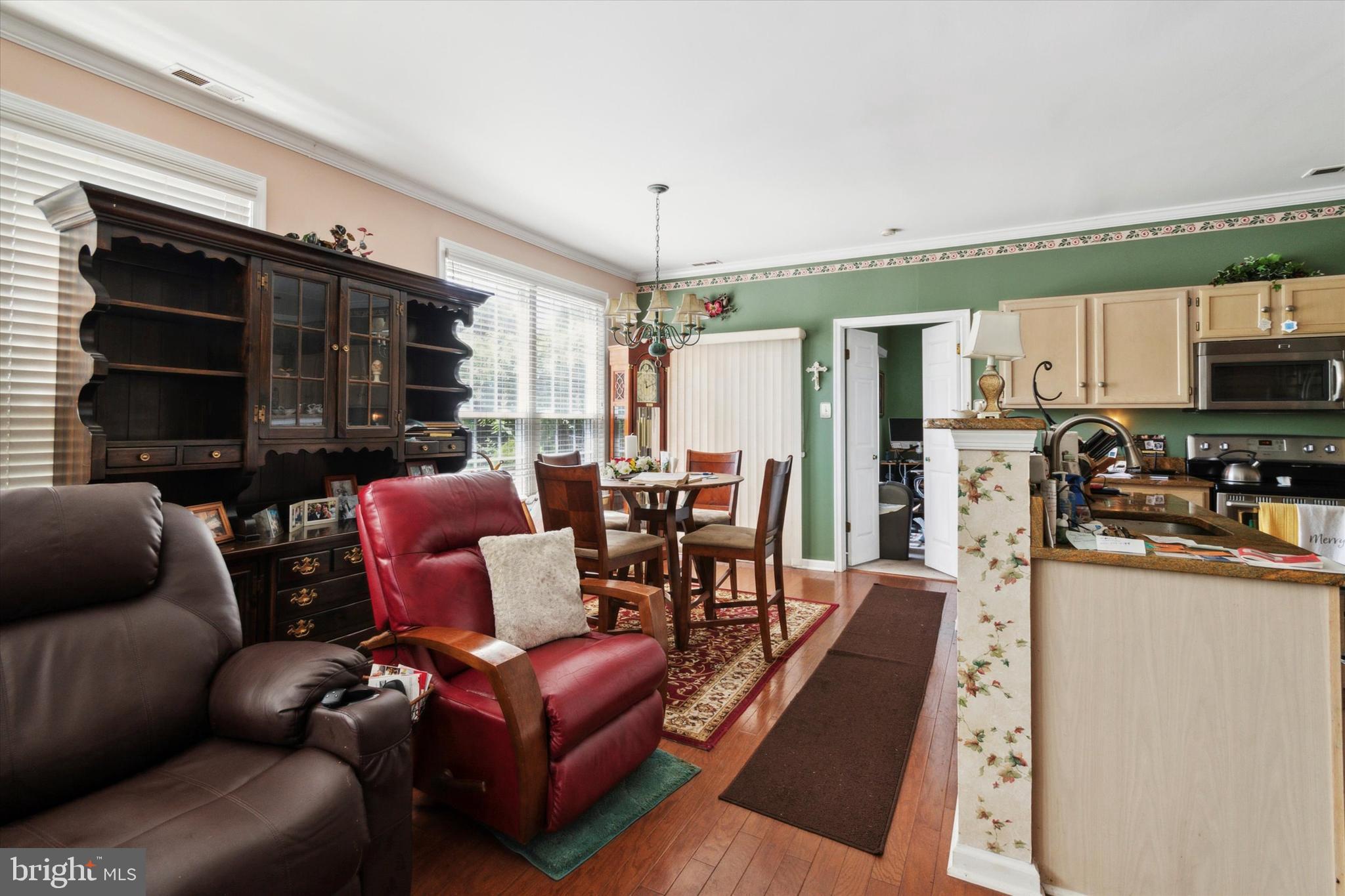 CORNERSTONE - Residential