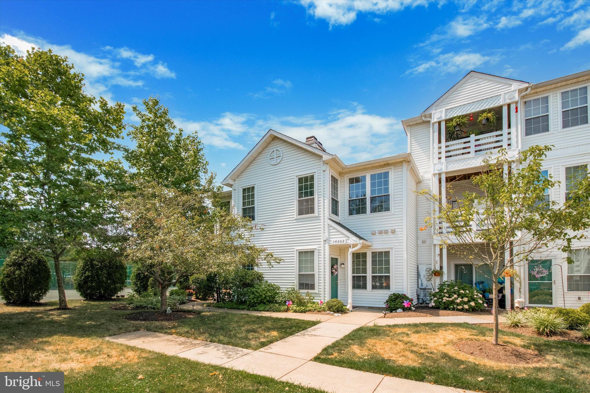 CORNERSTONE - Residential