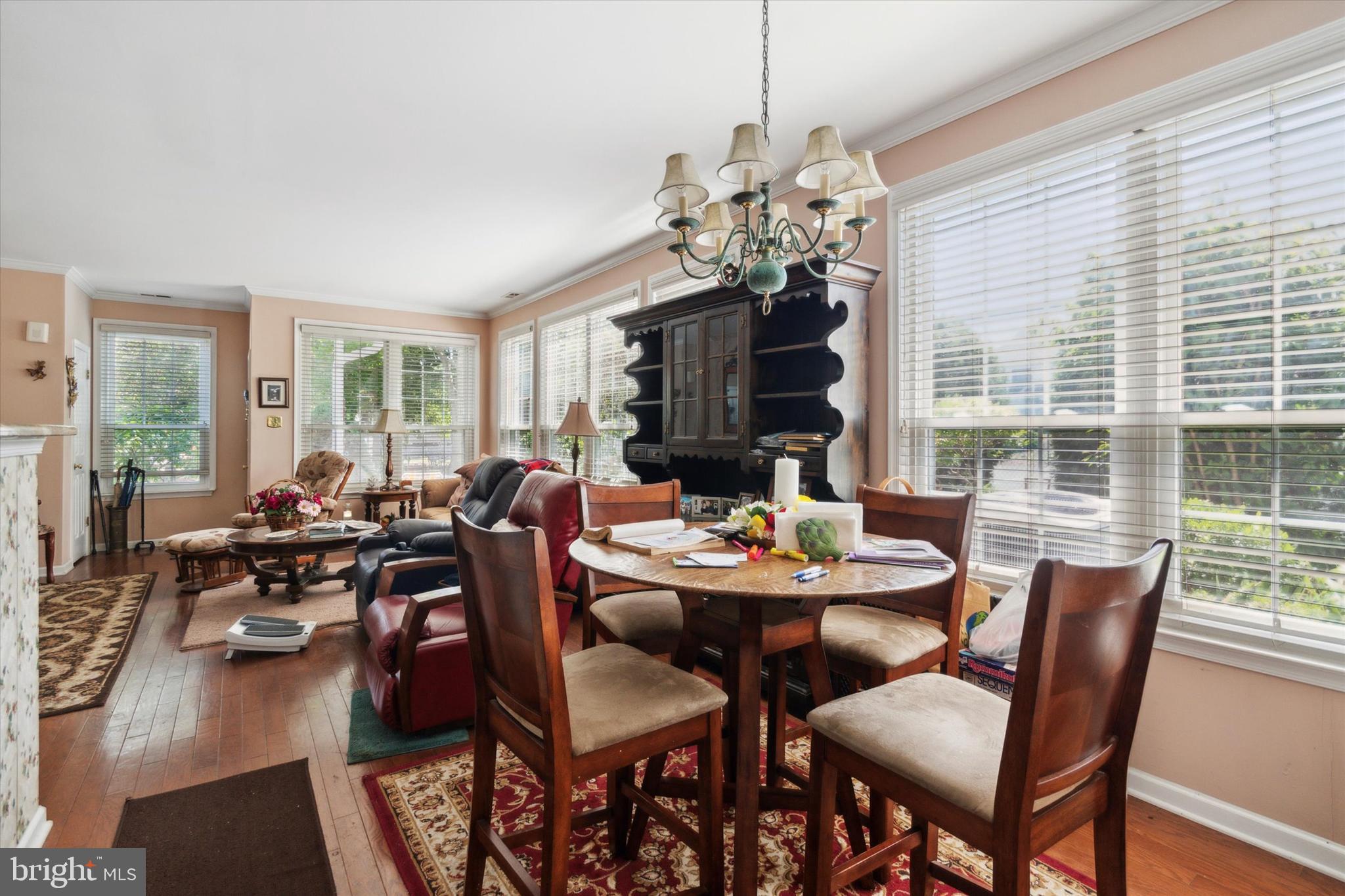 CORNERSTONE - Residential