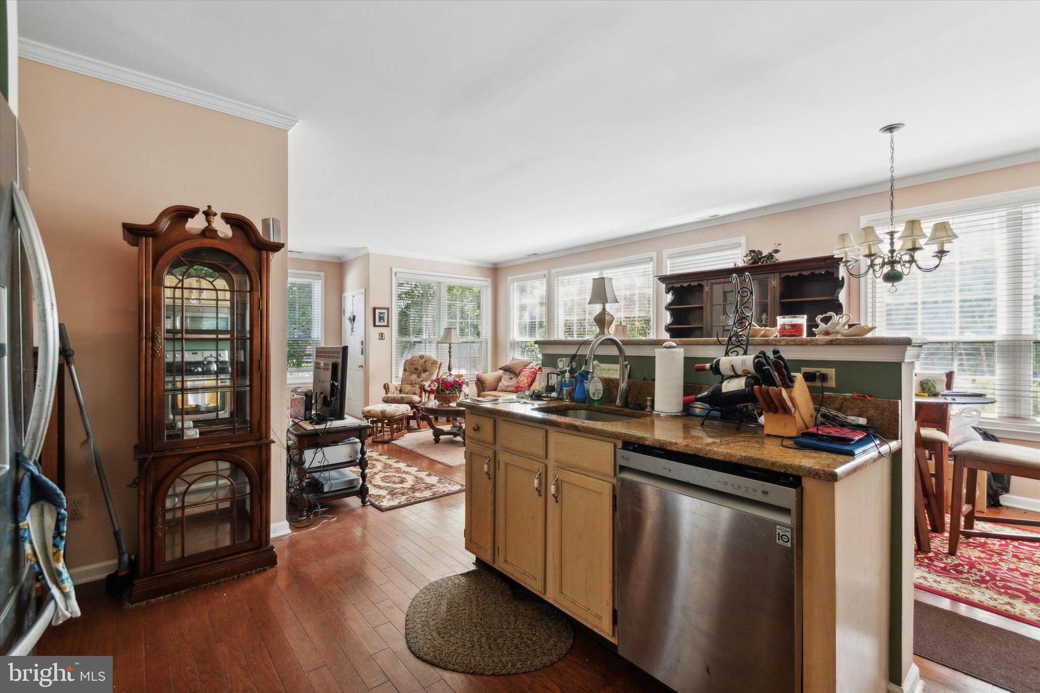 CORNERSTONE - Residential