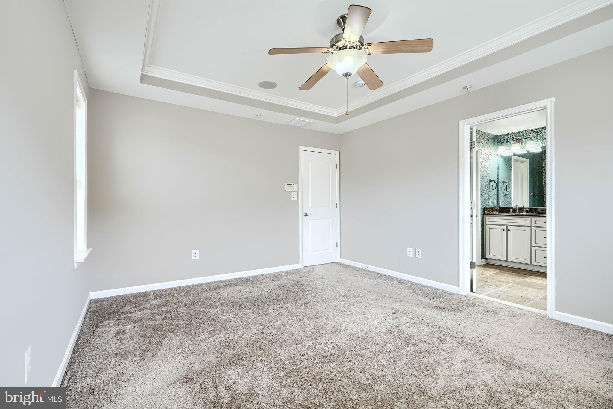 ROCKLAND AT ROGERS - Residential Lease