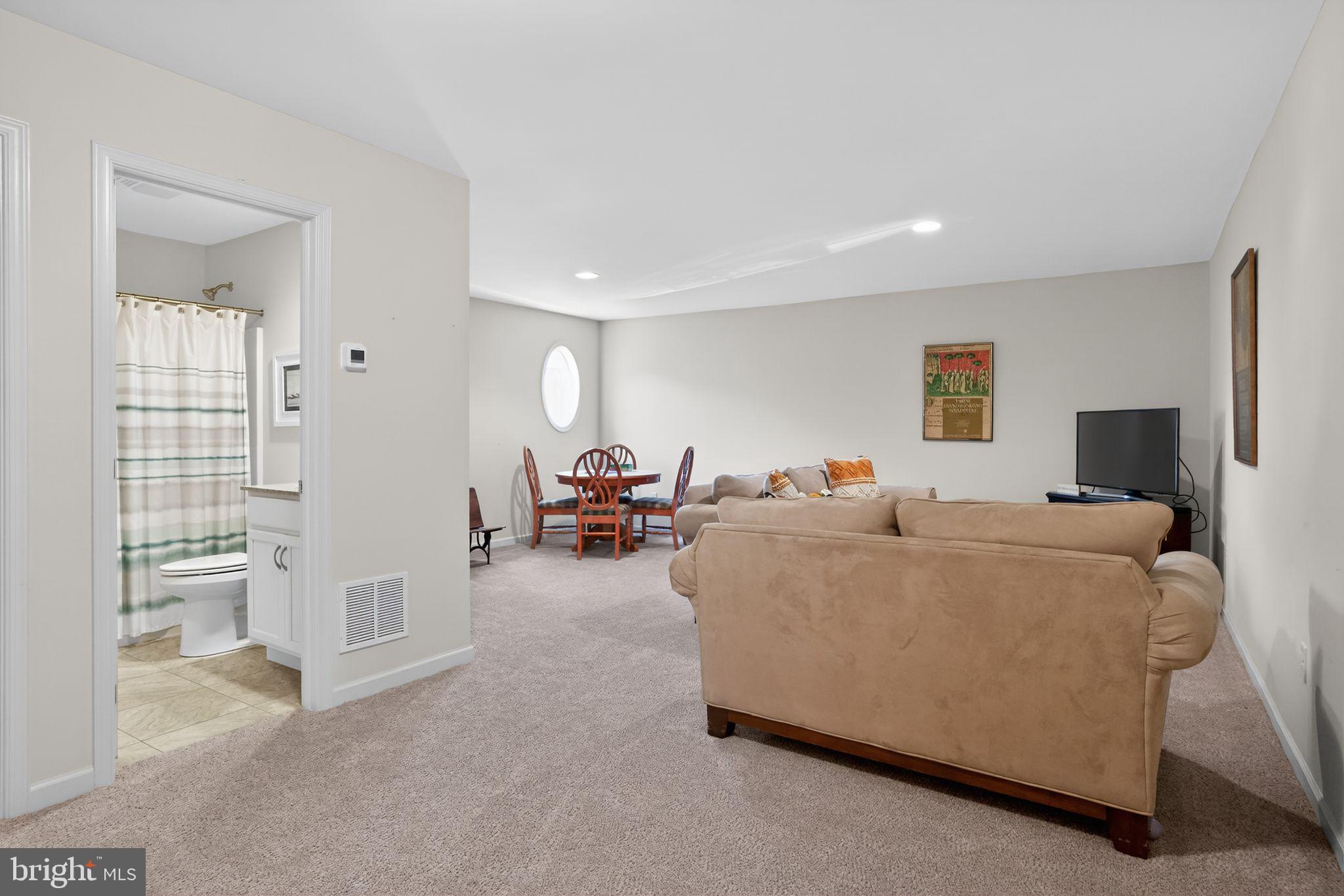 HONEYCROFT VILLAGE - Residential