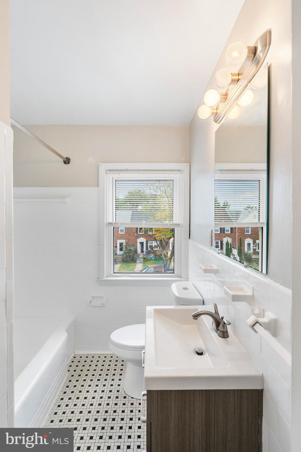 RIDGELEIGH - Residential Lease