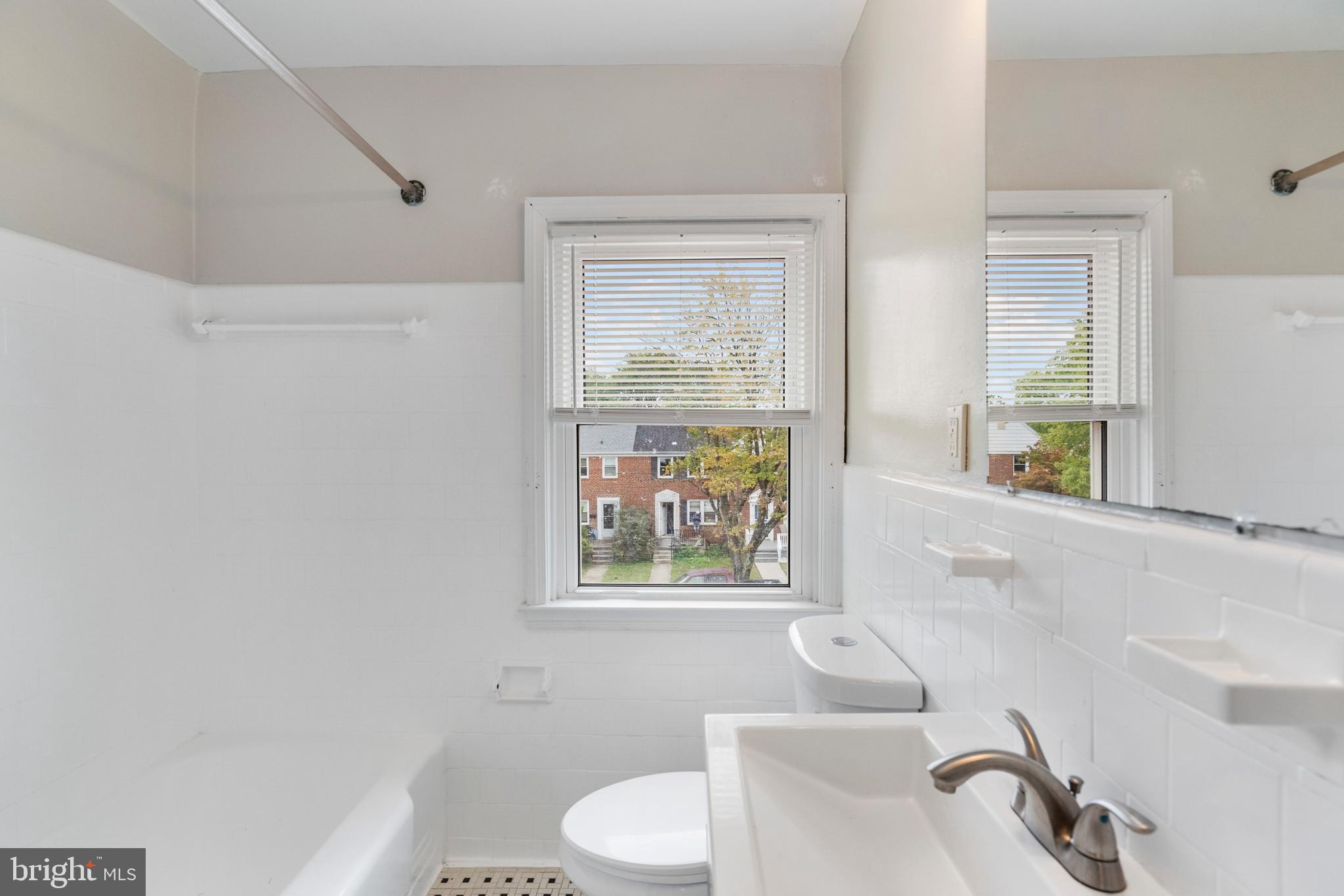 RIDGELEIGH - Residential Lease