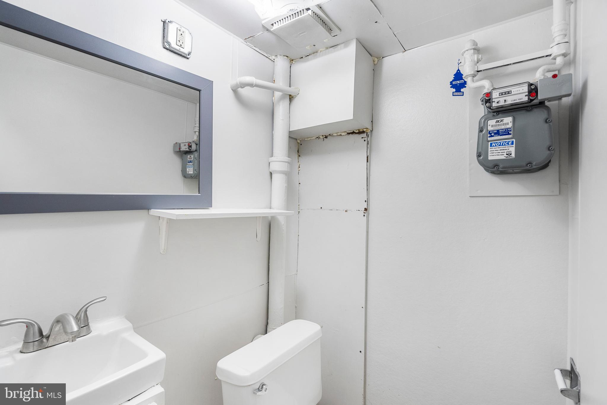 RIDGELEIGH - Residential Lease