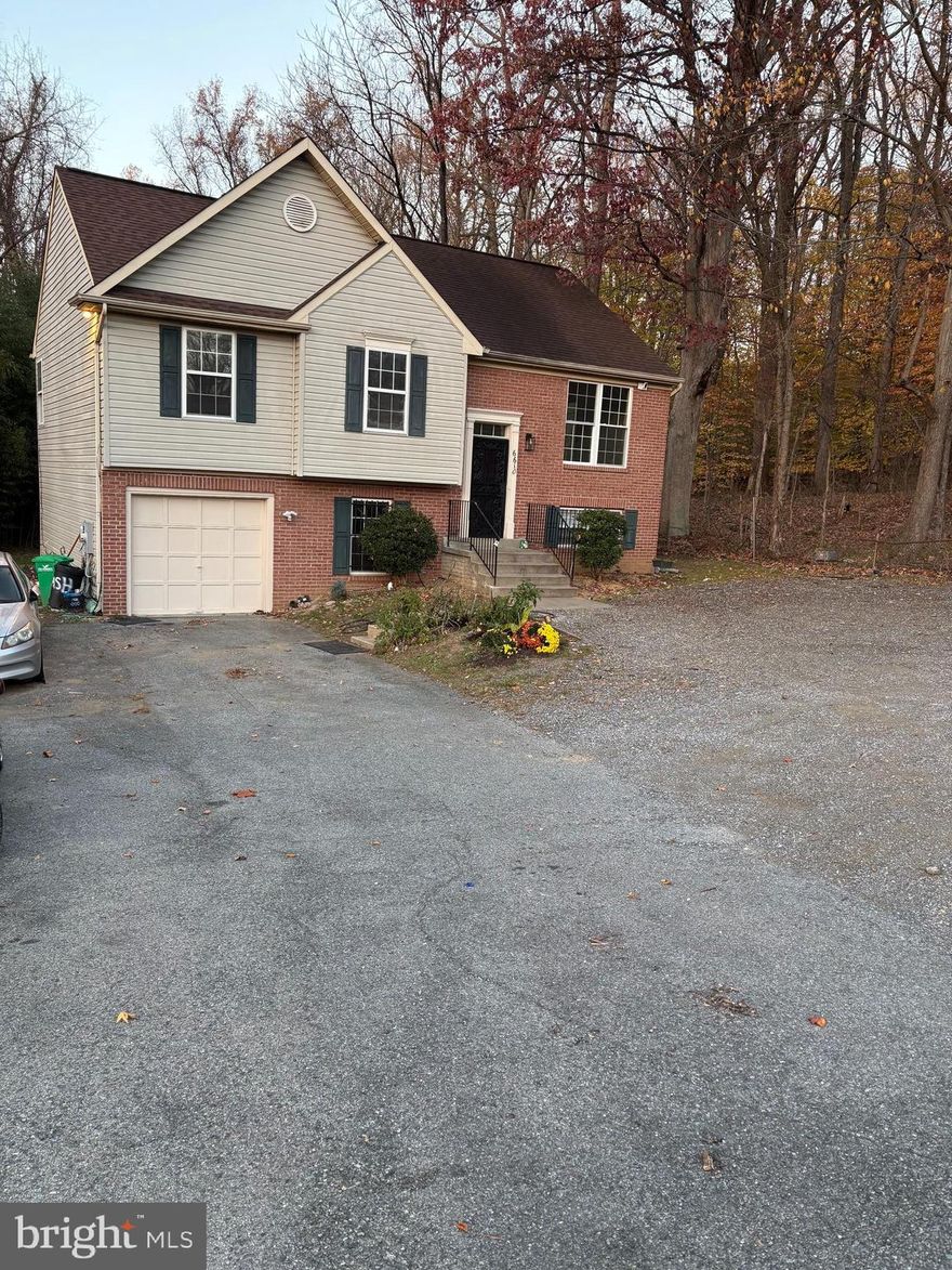 PRIVACY AND A WELL KEPT AND UPGRADED PROPERTY MEET IN THIS CHARMING HOME, ON THE MAIN DRIVE OF AN UNINCORPORTED AREA IN PRINCE GEORGES COUNTY, VERY NICE AND WONDERFUL BACK YARD, PLENTY PARKING SPACE WITH A ONE CAR GARAGE AND A DRIVEWAY.CONVENIENT LOCATION ABOUT 10 MINUTES TO THE BELTWAY AND SHOPING AREAS.