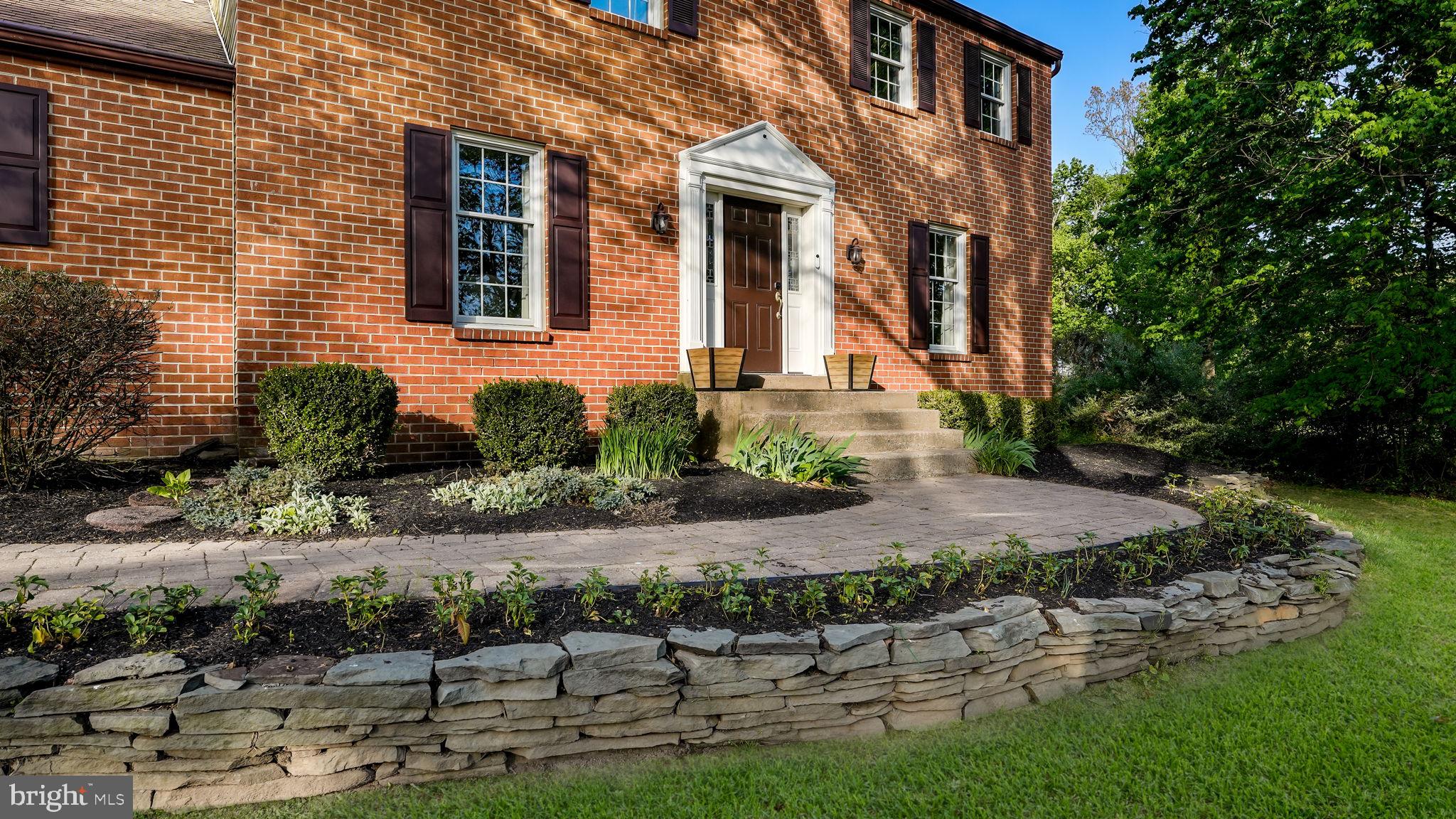 SPRING VALLEY - Residential