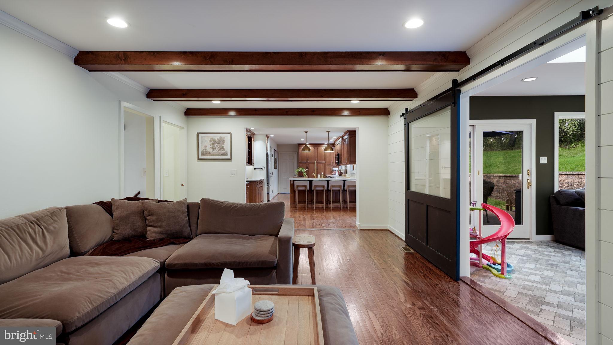 SPRING VALLEY - Residential