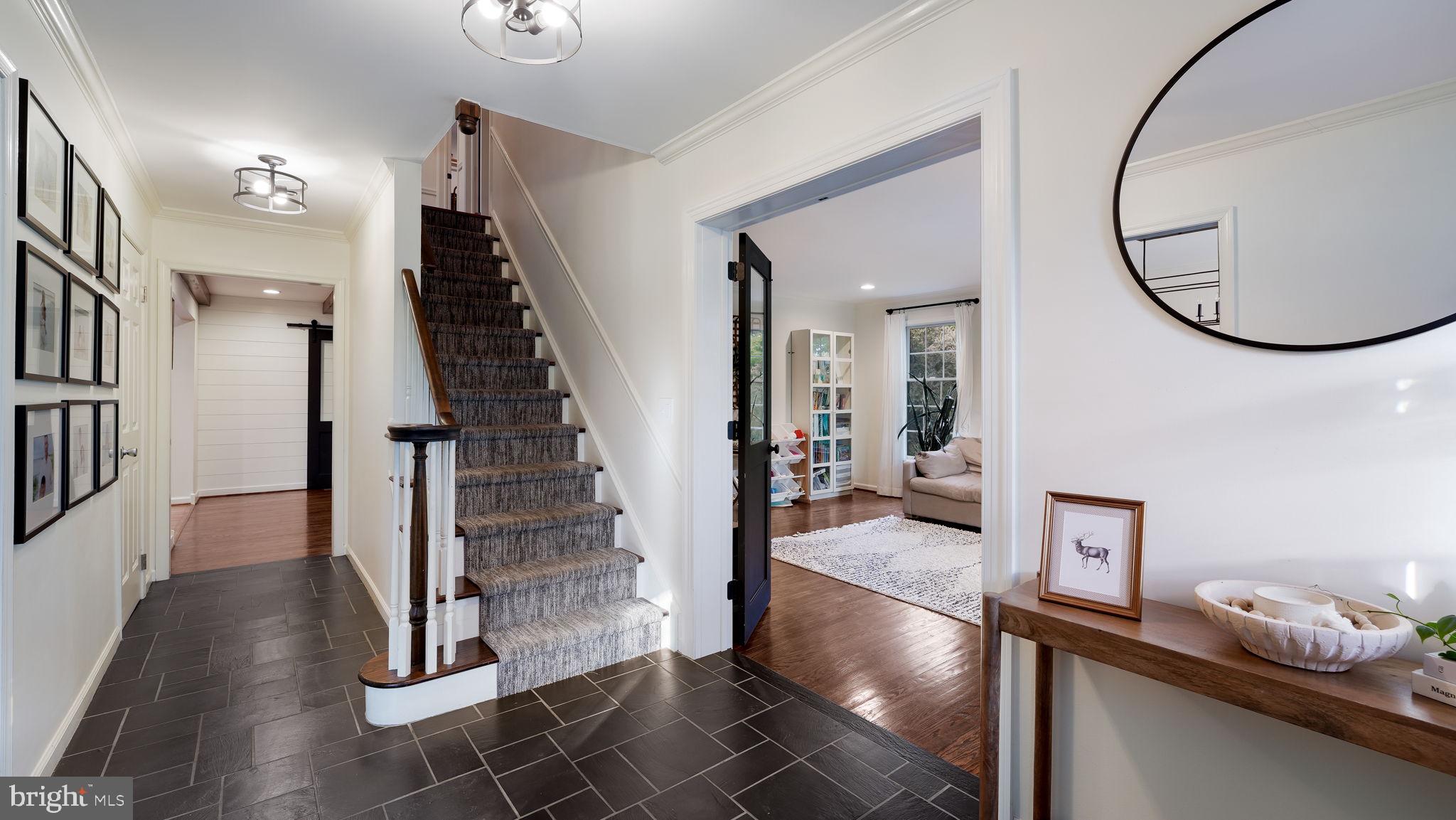 SPRING VALLEY - Residential