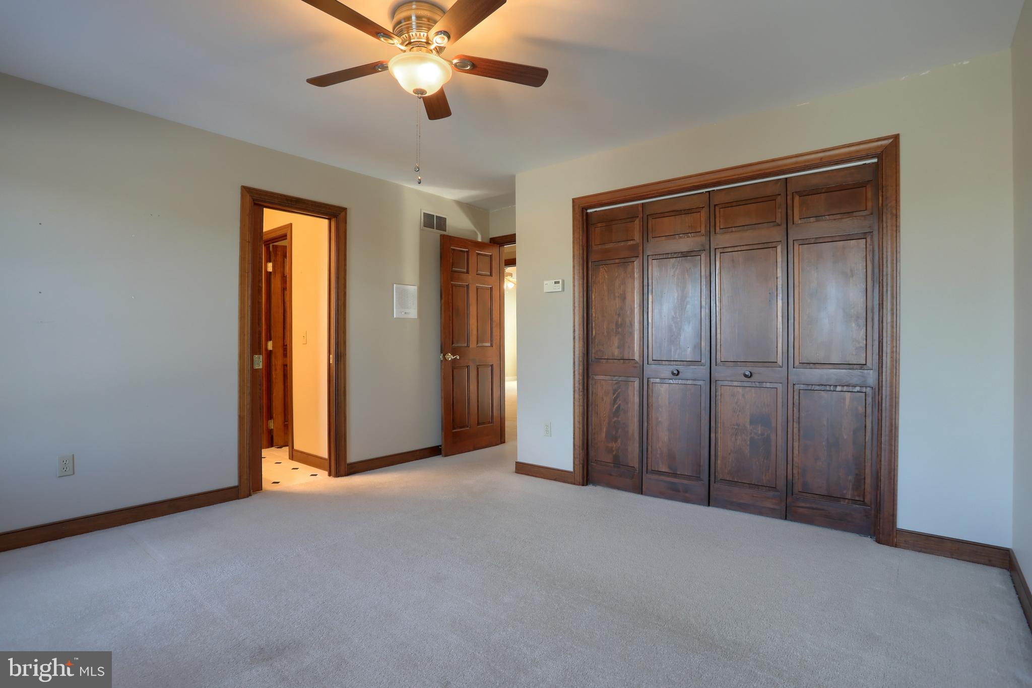 EDISON WOODS - Residential