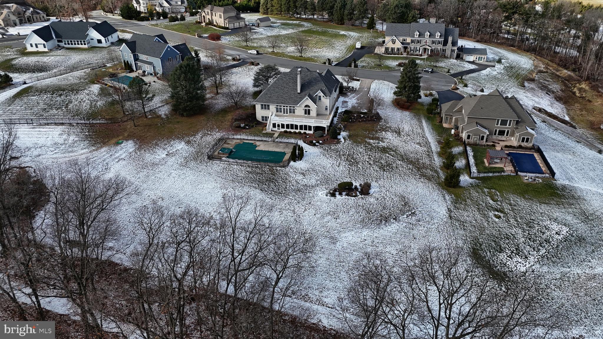 EDISON WOODS - Residential