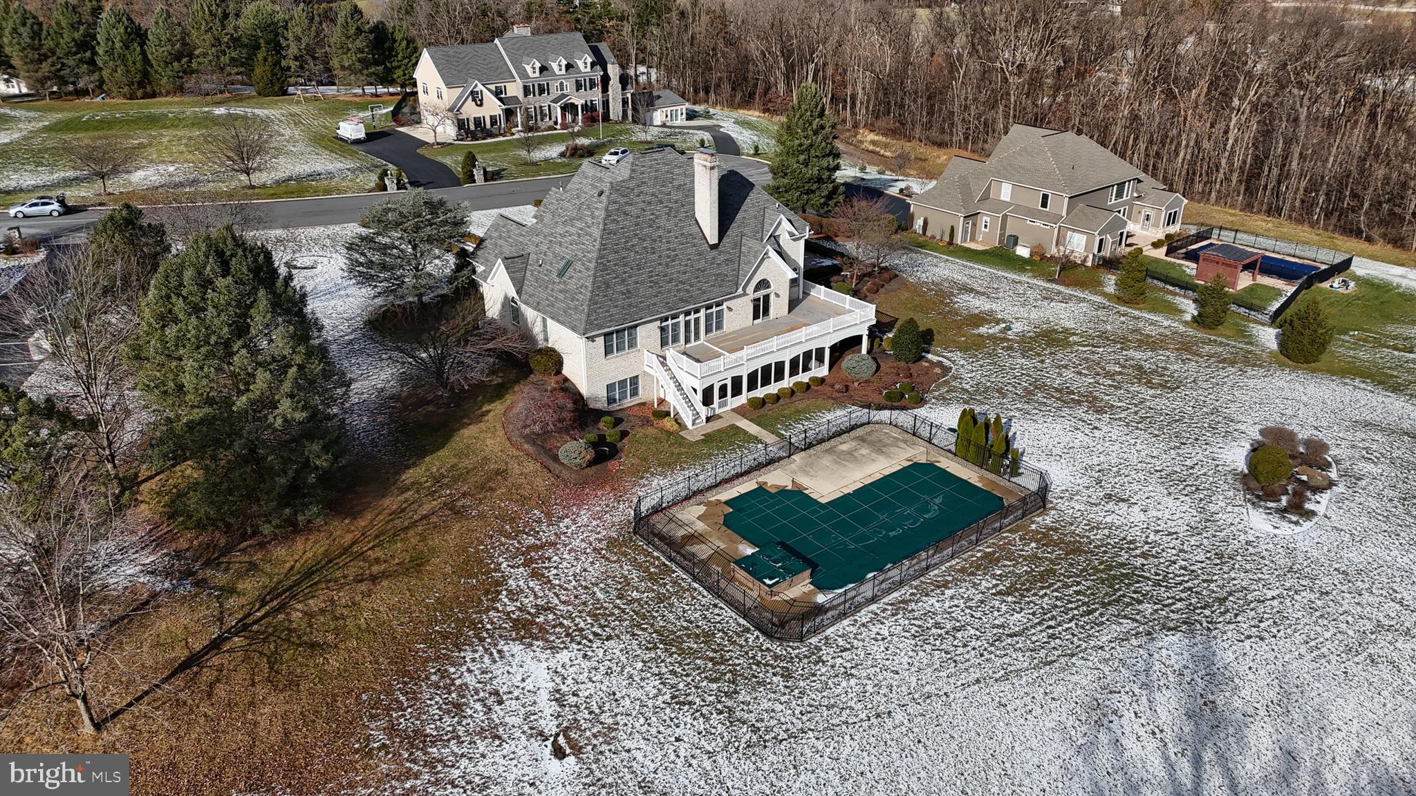 EDISON WOODS - Residential