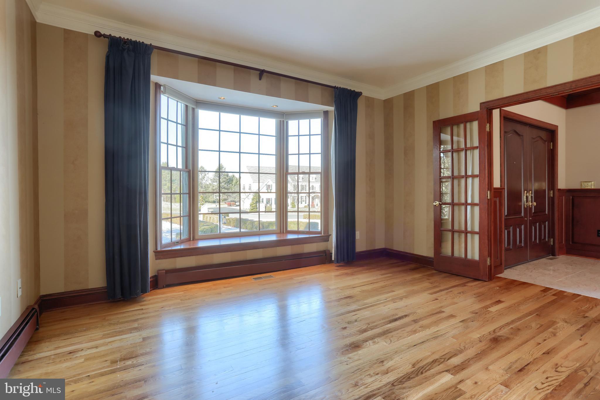 EDISON WOODS - Residential