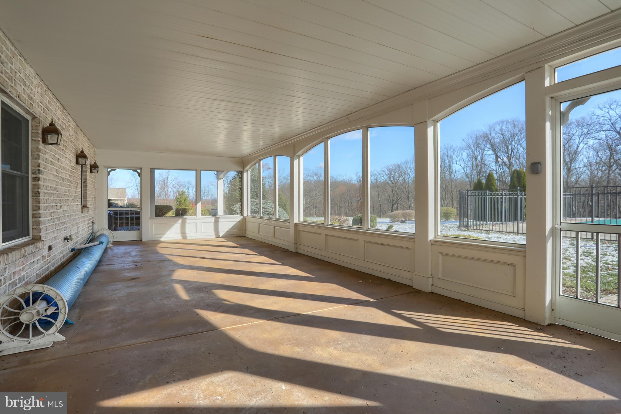 EDISON WOODS - Residential