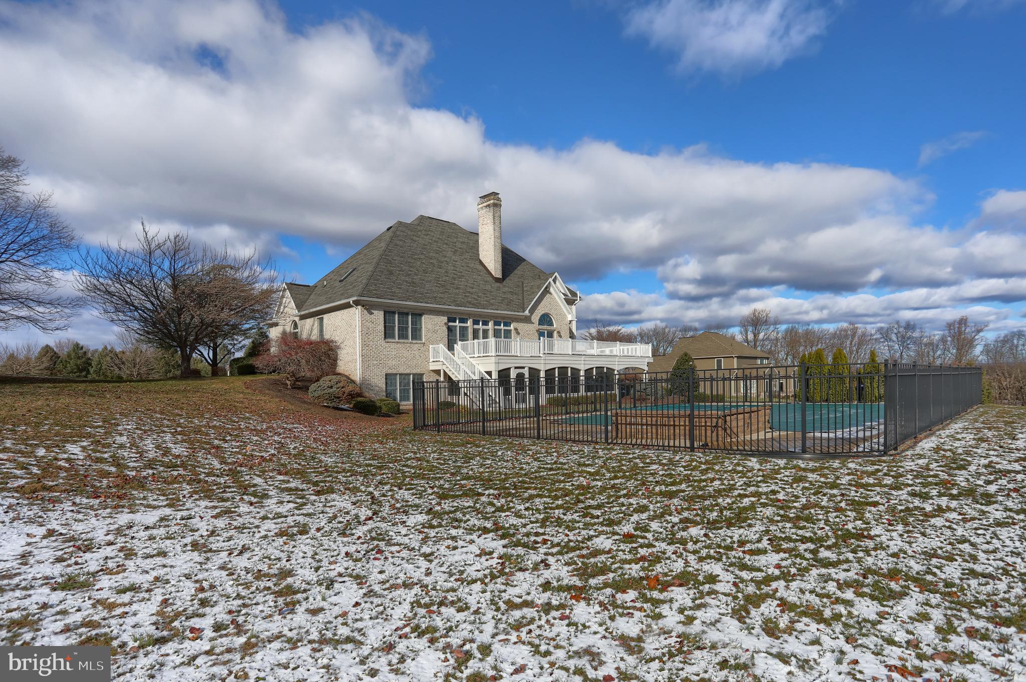 EDISON WOODS - Residential