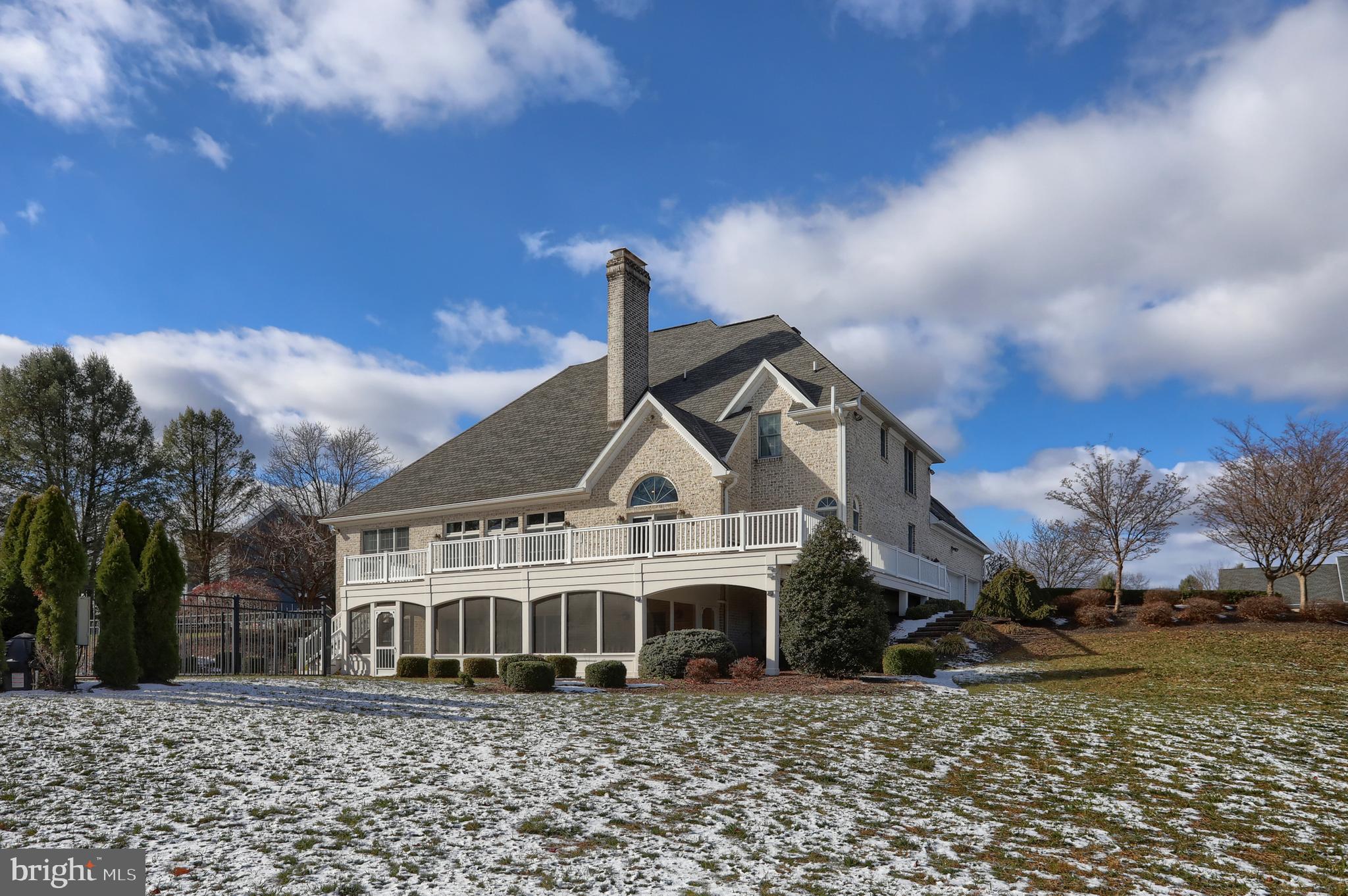 EDISON WOODS - Residential