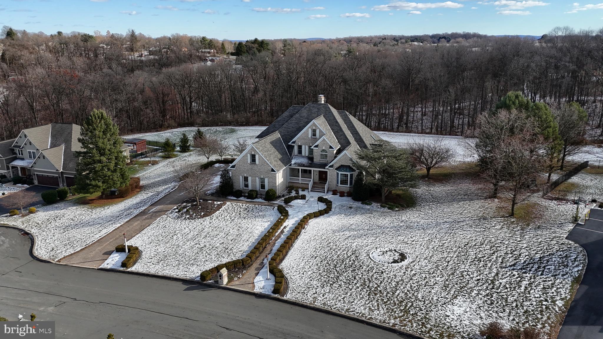 EDISON WOODS - Residential