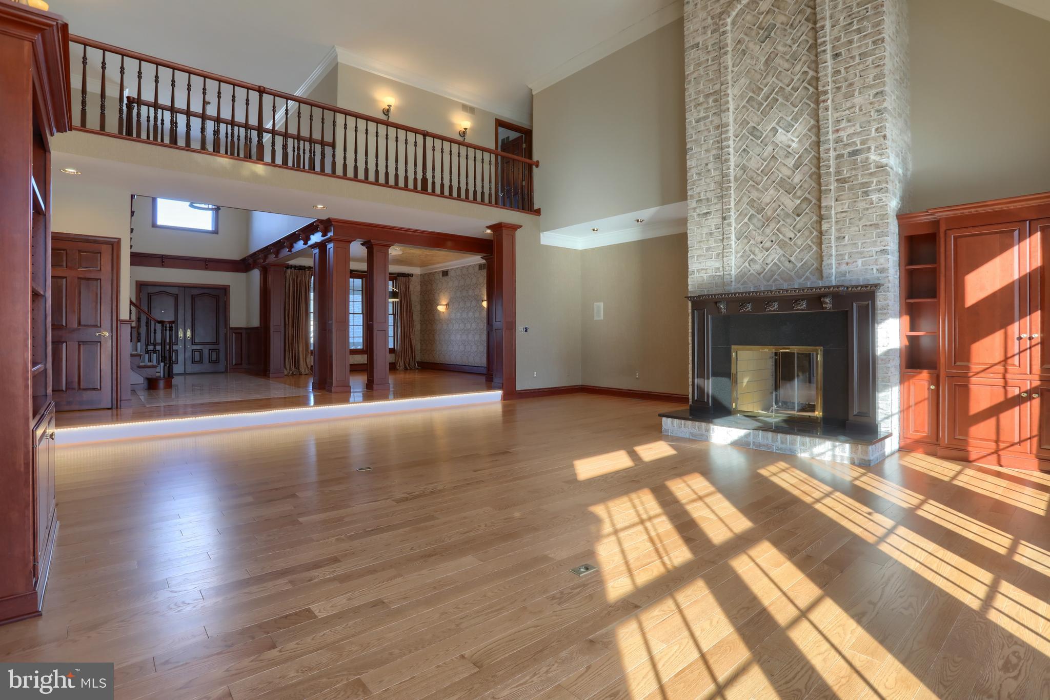 EDISON WOODS - Residential