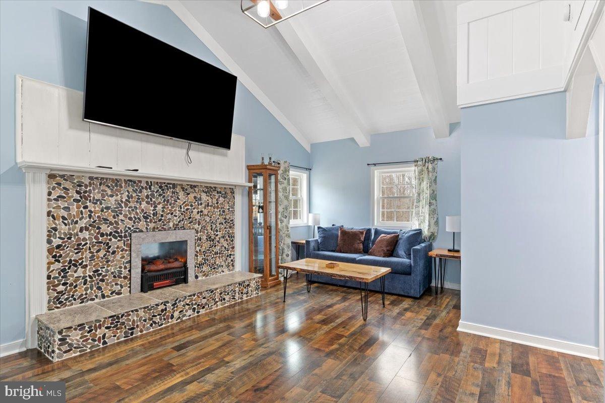 BLUE RIDGE SHORES - Residential