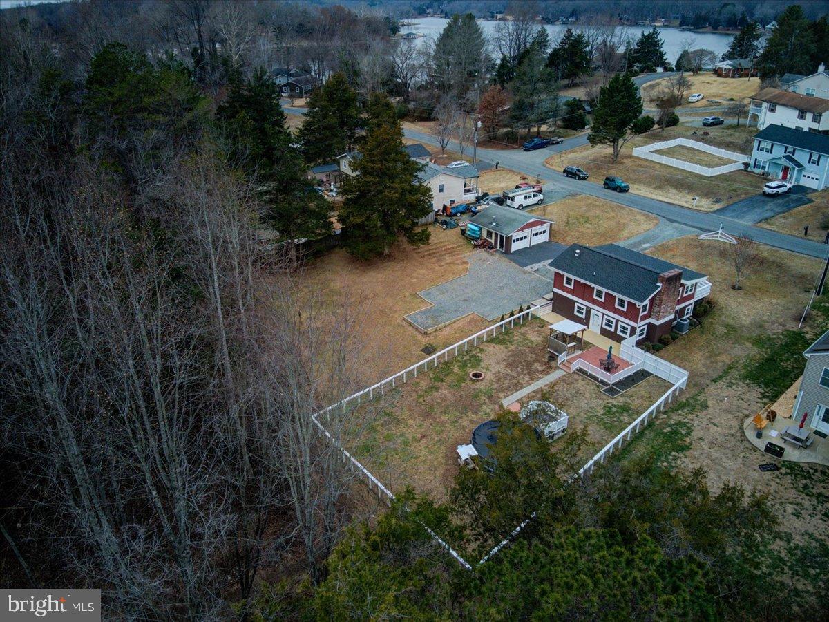 BLUE RIDGE SHORES - Residential