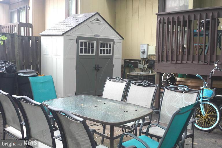 ELAN MEWS - Residential