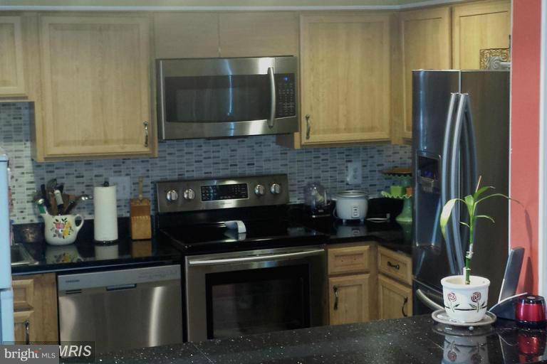 ELAN MEWS - Residential