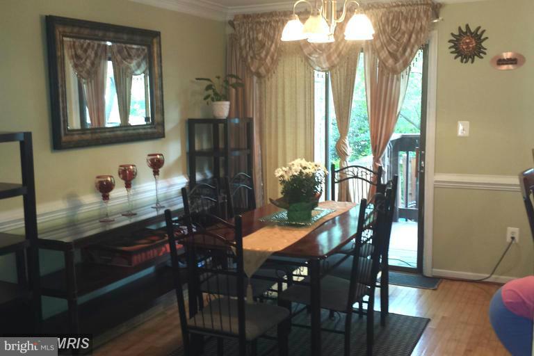 ELAN MEWS - Residential