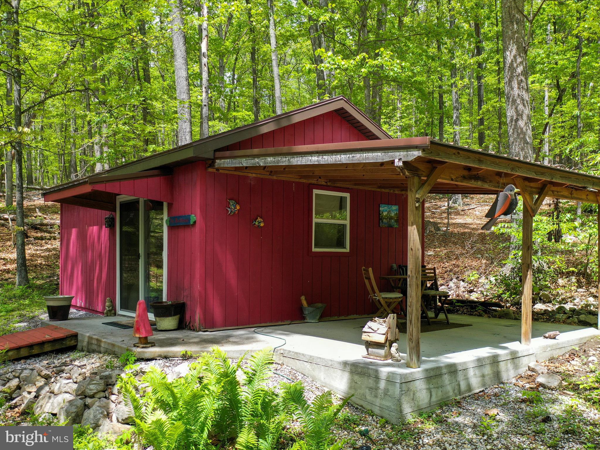 47 TIMBERLINE DRIVE
