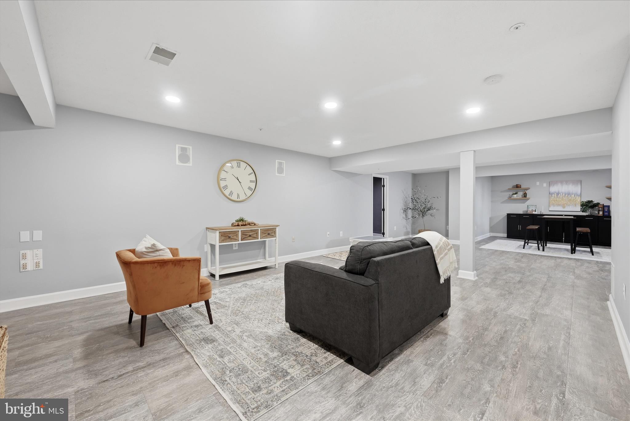 STEEDS GRANT - Residential