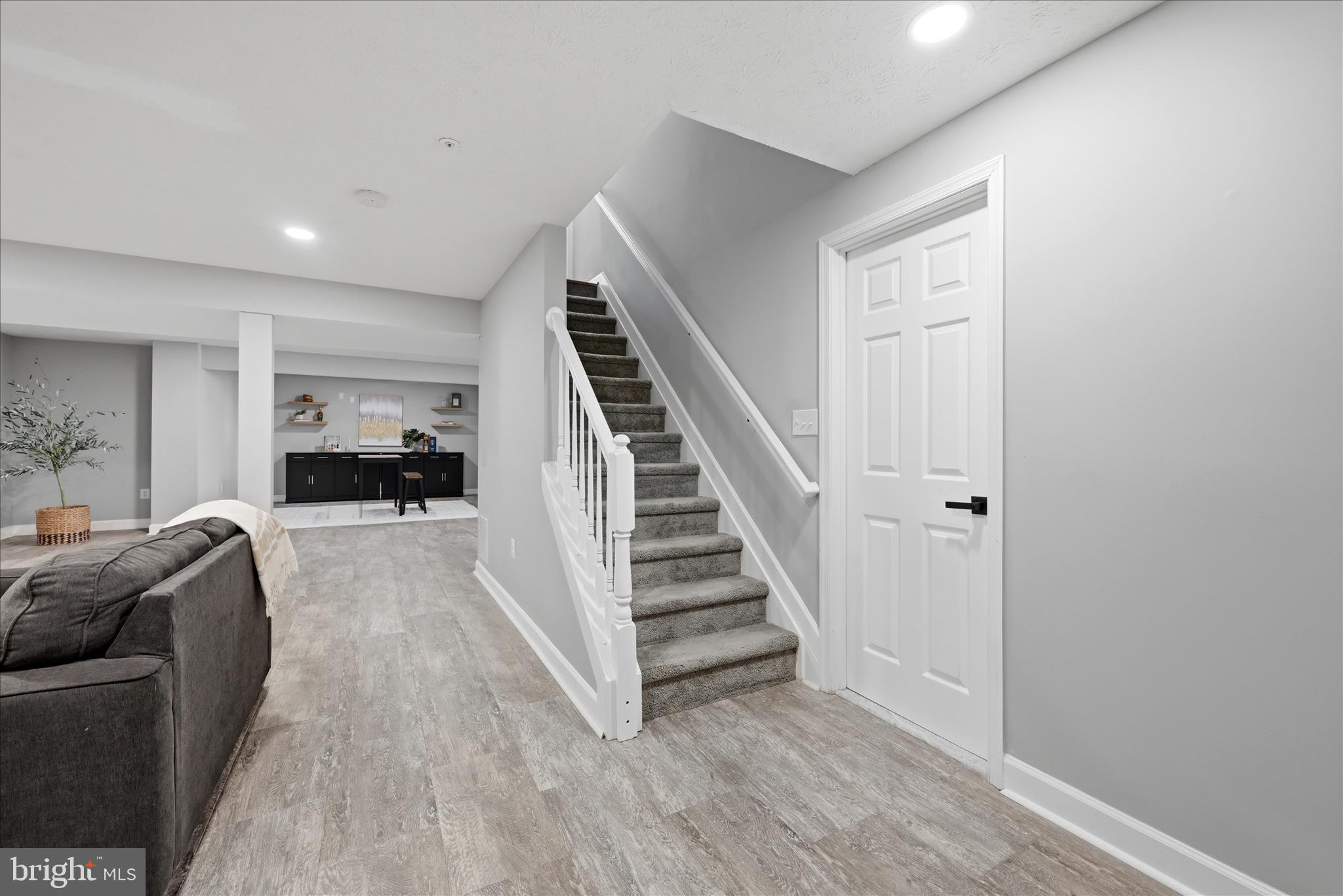 STEEDS GRANT - Residential