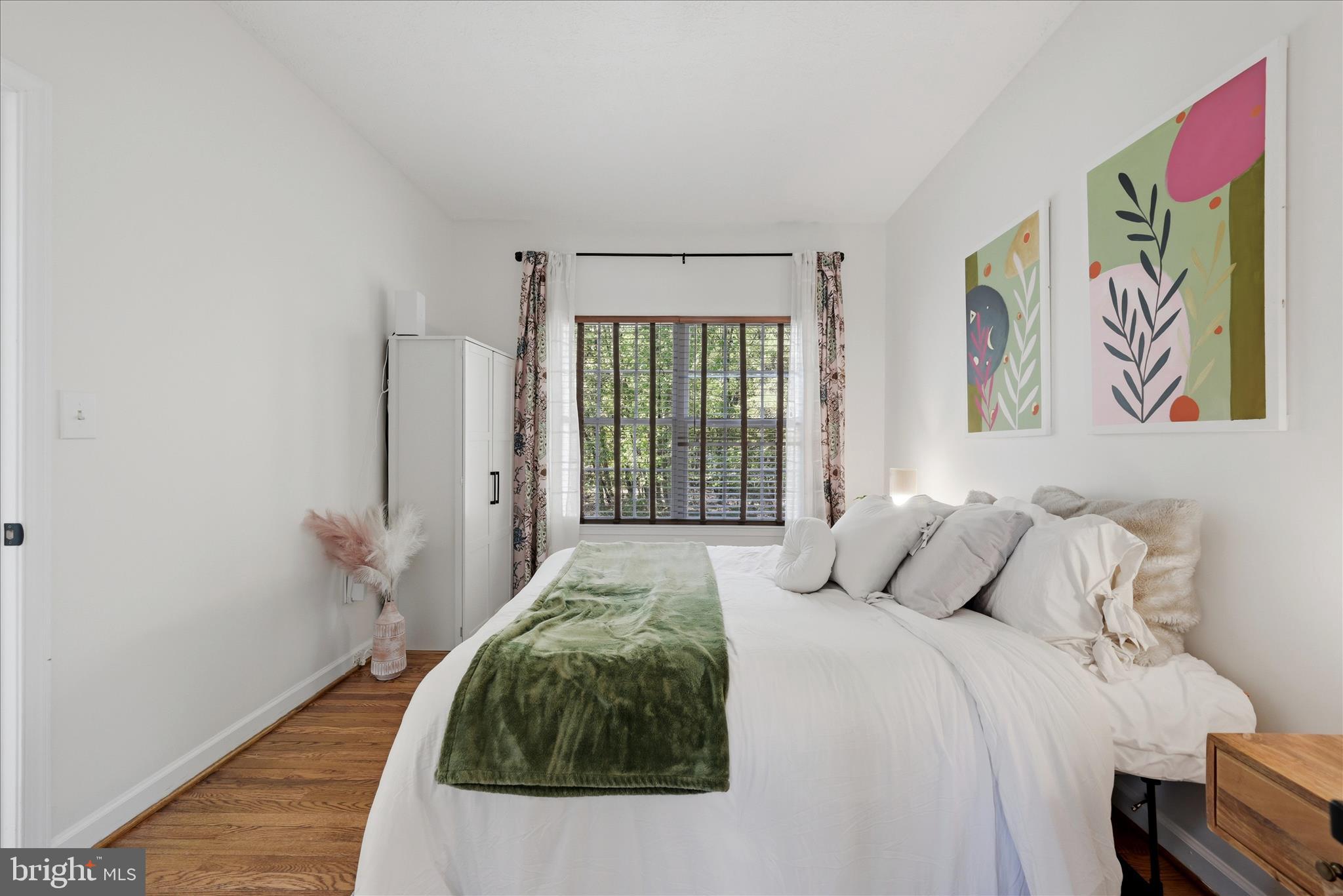 STEEDS GRANT - Residential