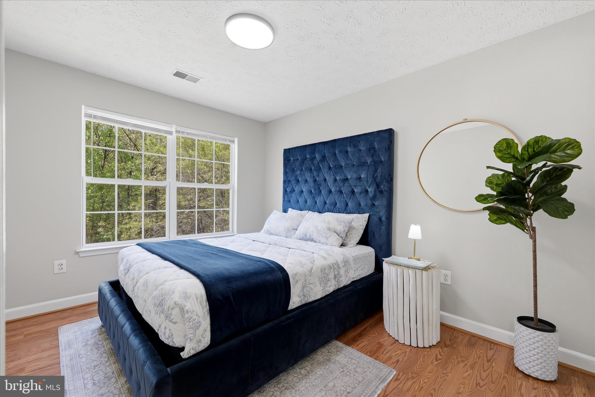 STEEDS GRANT - Residential